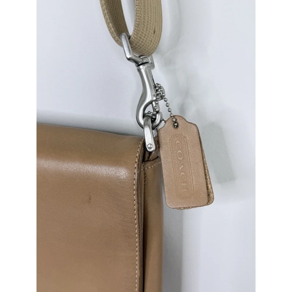 Vintage COACH Tan LEATHER Messenger Bag Saddle Crossbody 9431 METRO FLAP